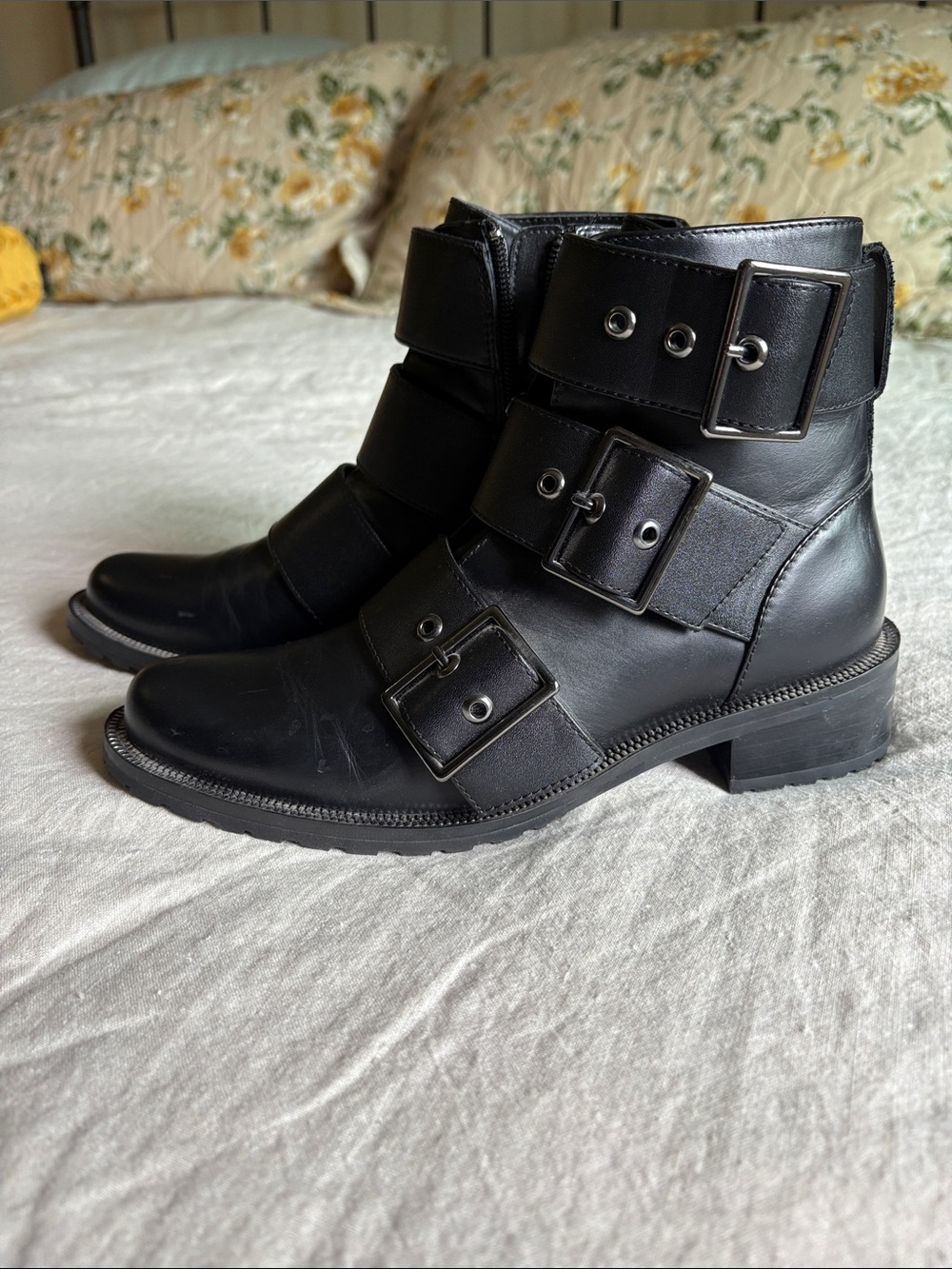 Blondo Waterproof Black Leather Triple Buckle Moto Boots 6M